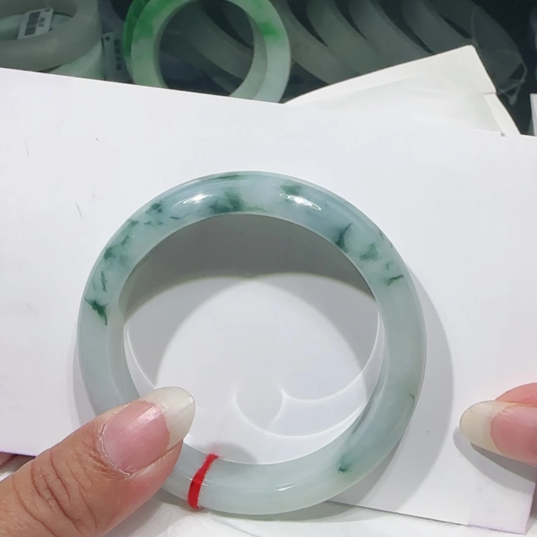 【闪购商品】未镶嵌手镯翡翠53+