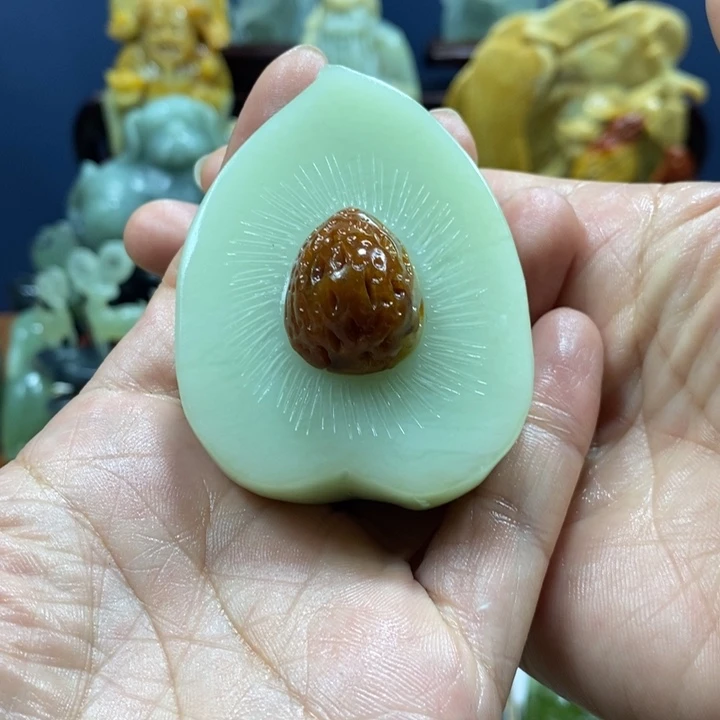 未镶嵌蛇纹石玉手把件一**叶