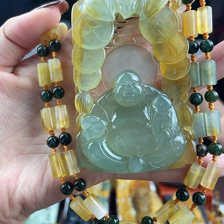 蛇纹石玉未镶嵌颈饰