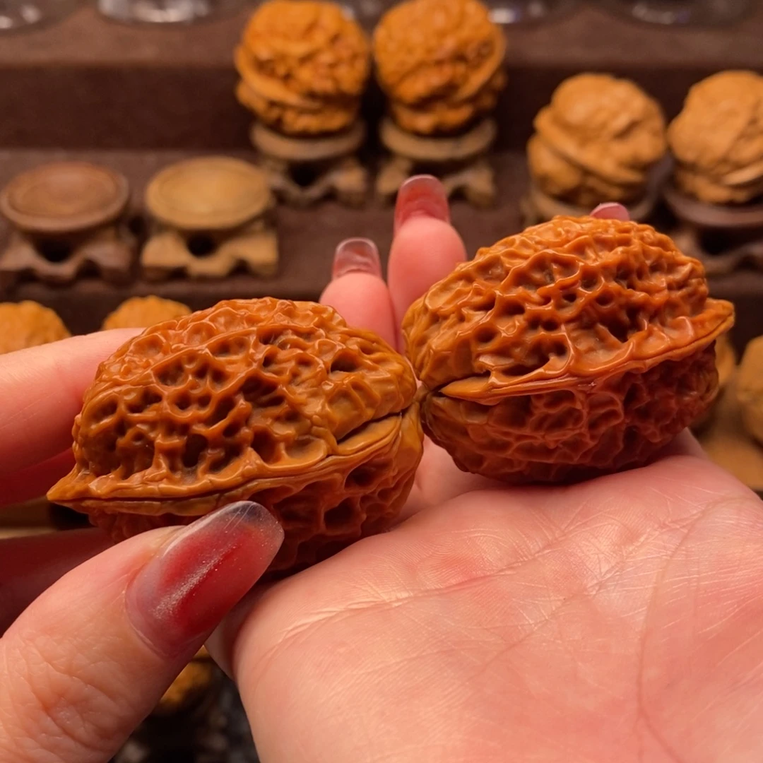 文玩核桃把件38刺儿头