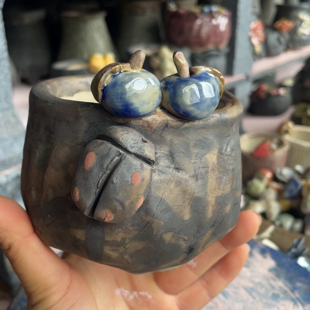 红陶一个人的时候就会想