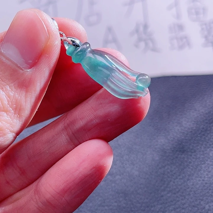 翡翠颈饰未镶嵌999999999