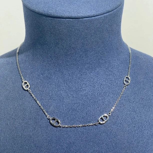 铂金Pt950 时尚猪鼻颈链闪耀大方彰显气质锁骨链光面设计铂金颈链