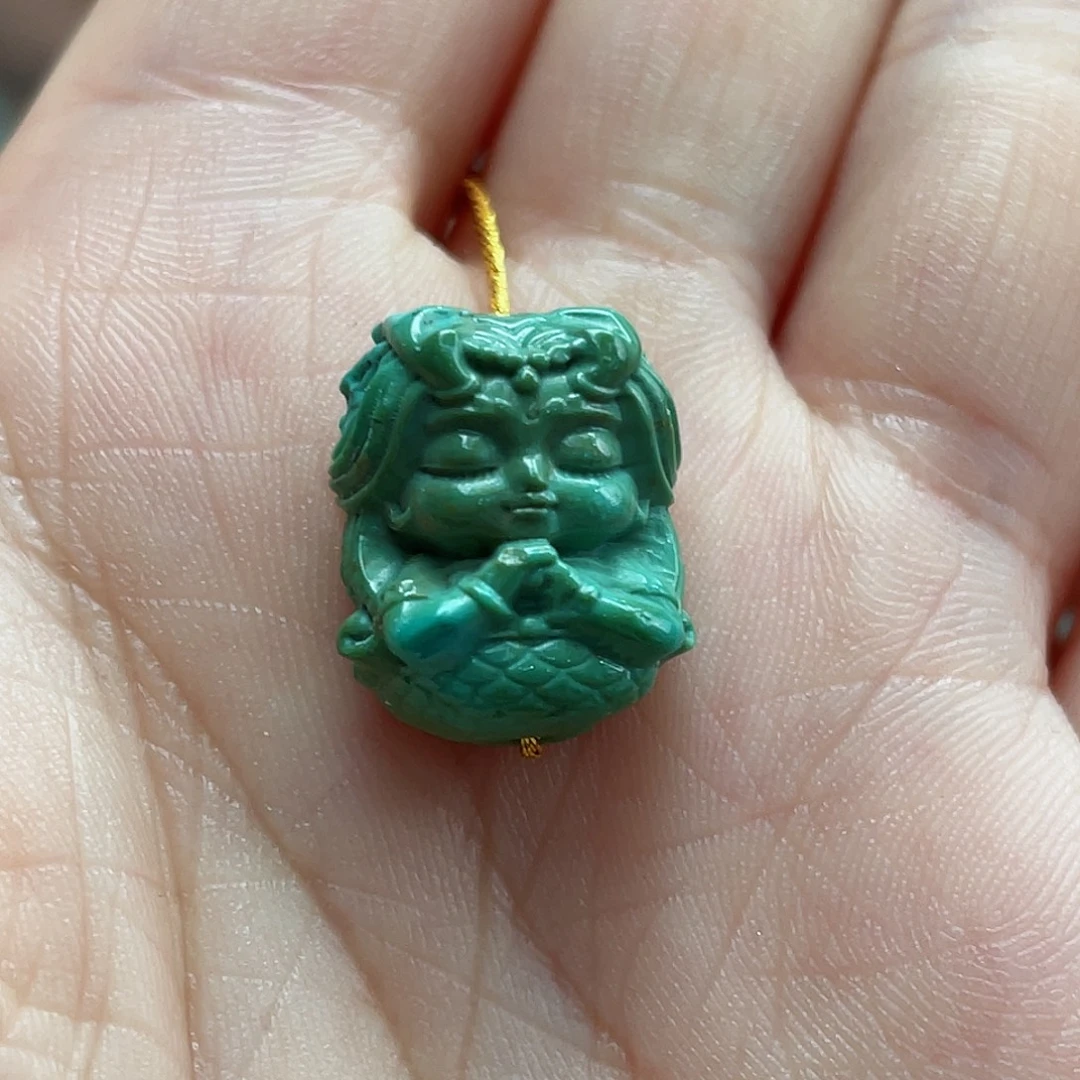 未镶嵌绿松石颈饰