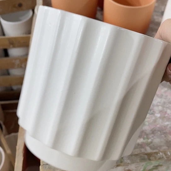 多肉绿植陶瓷花盆9.9包邮，有孔