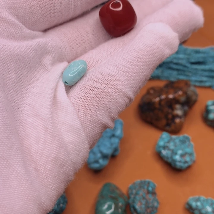 玛瑙/玉髓原矿未镶嵌龙**君