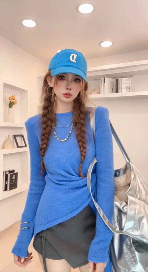 2025秋新款韩版宽松显瘦时尚设计感纯色系带百搭毛衣女
