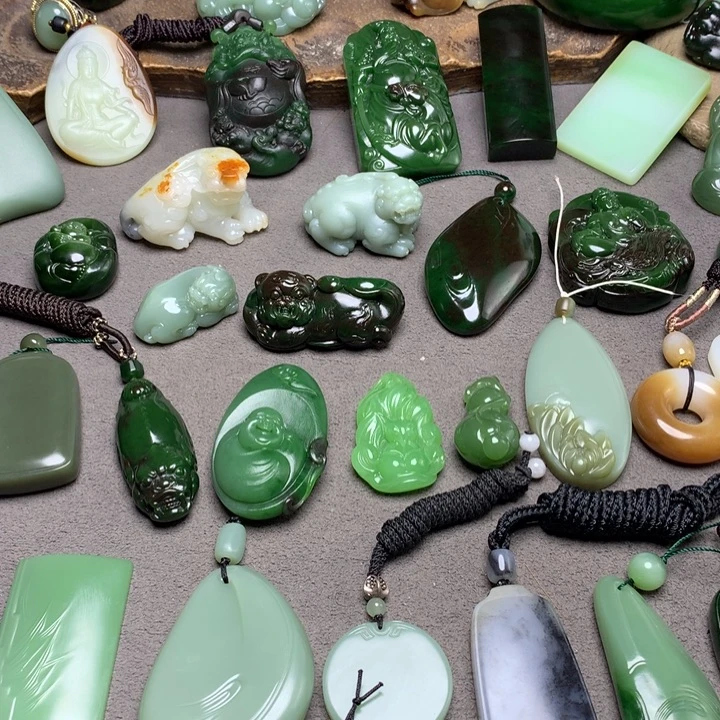 和田玉未镶嵌手串