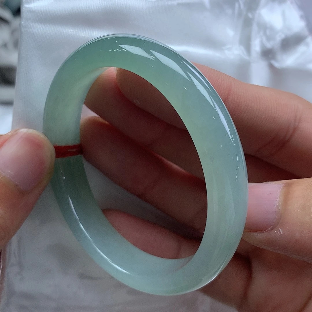 翡翠手镯未镶嵌54贵妃