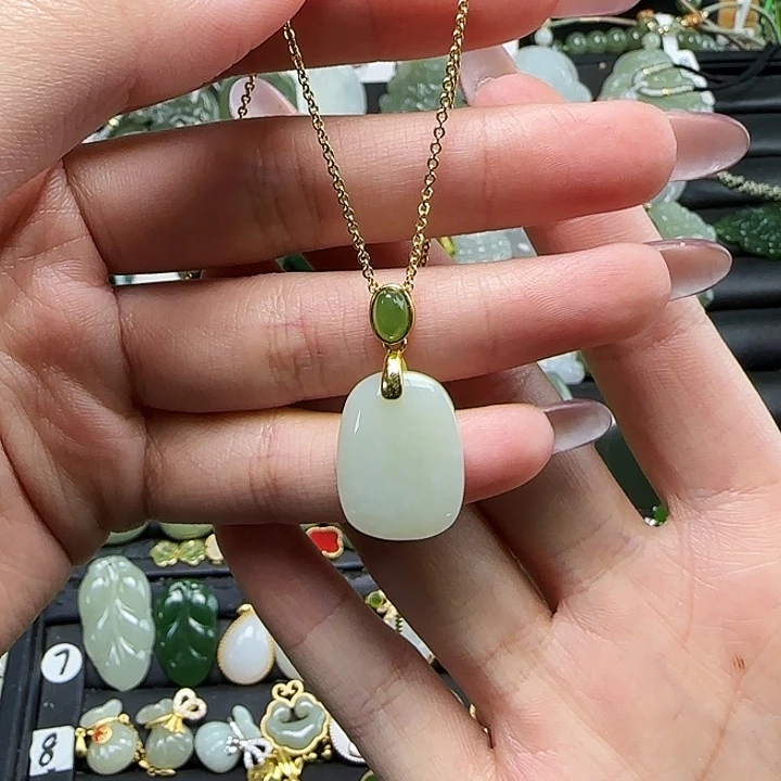 和田玉银S925镶嵌吊坠(赠链)