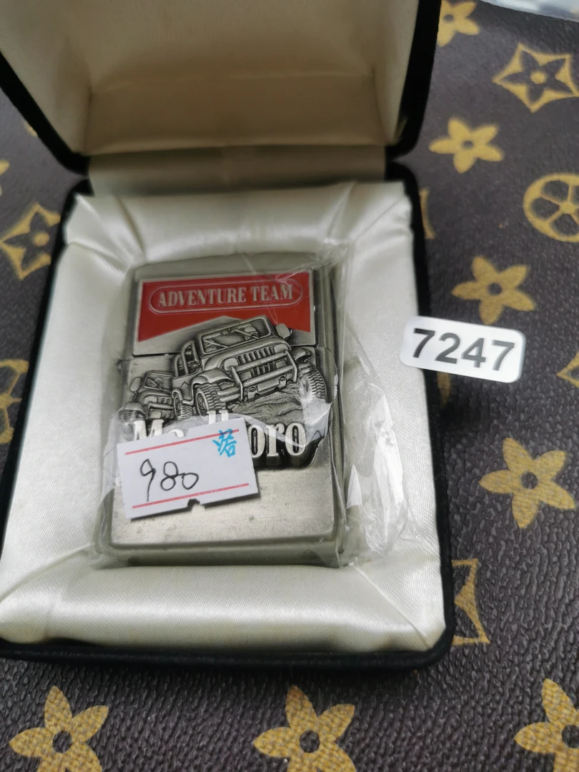 Zippo打火机回血98C贴章车-7247