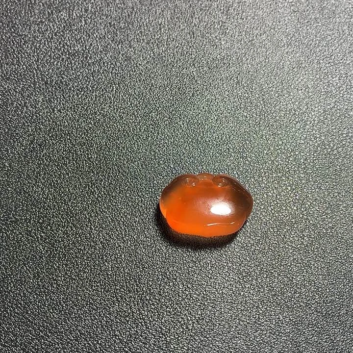 南红玛瑙未镶嵌挂件