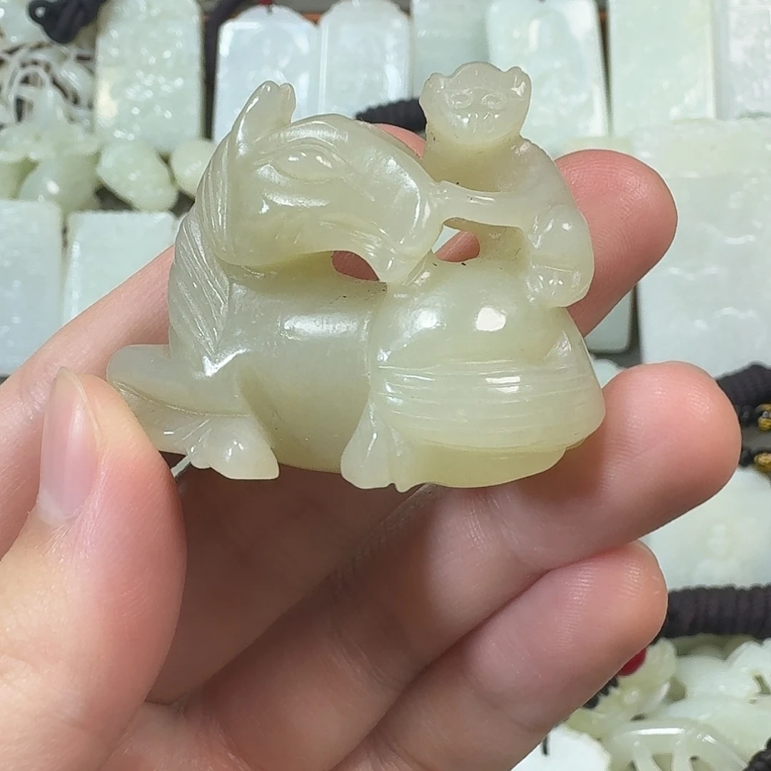 和田玉未镶嵌摆件