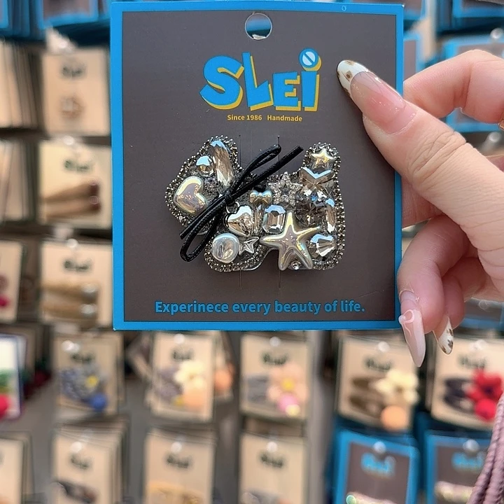 灰色满钻小狗鸭夹24