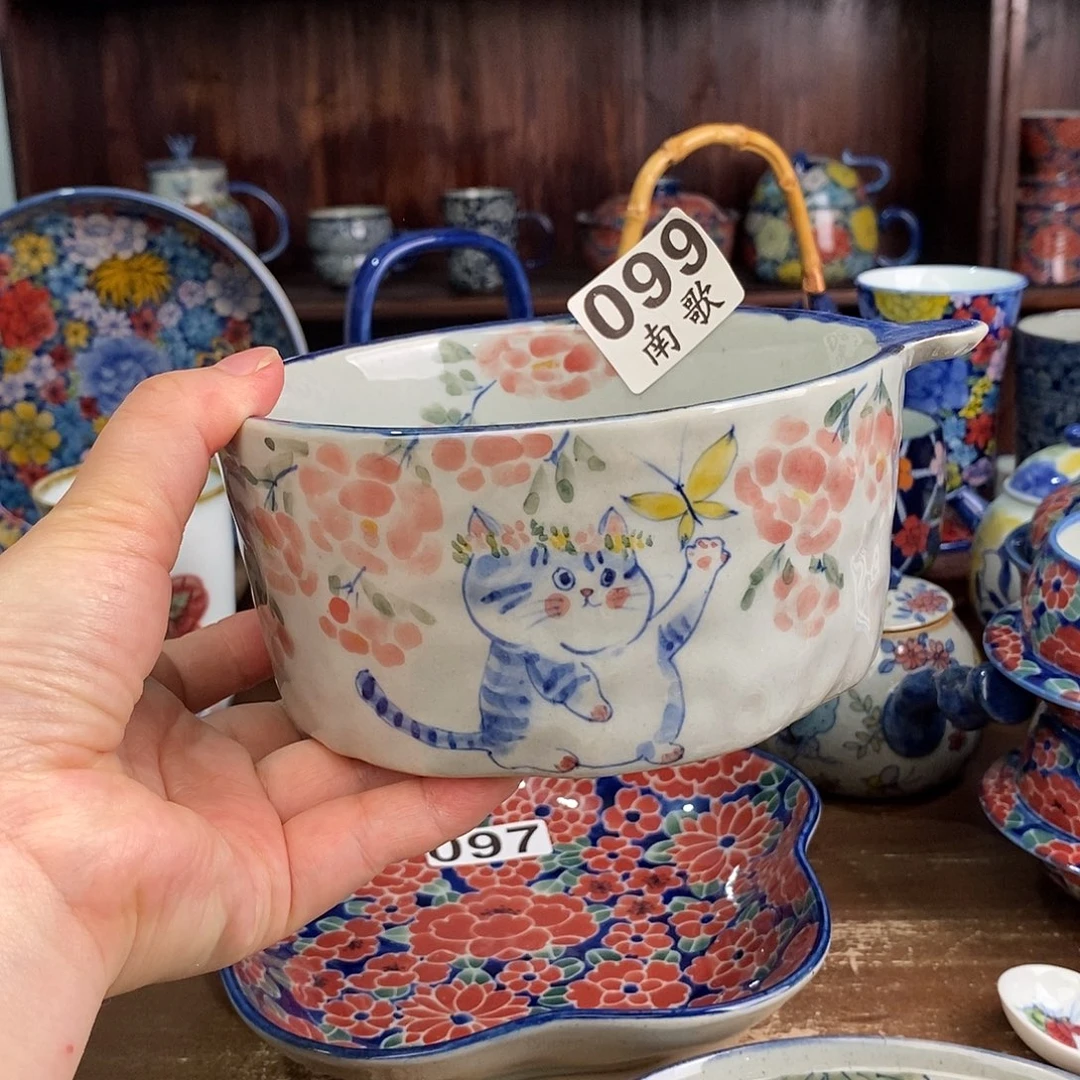 摆件uuyuyuuuuyyyhggghhhb