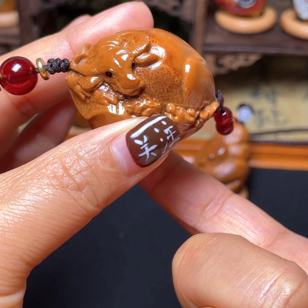 橄榄核吊坠牛掰穿配