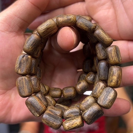 手串沉香乌身树心油0.8多样性发货1条