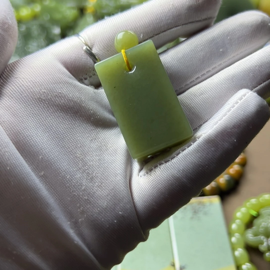 岫岩老玉（透闪石质玉）未镶嵌挂件