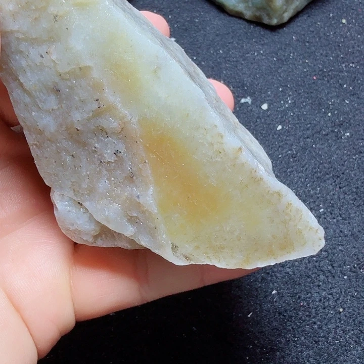 和田玉（糖玉）未镶嵌珠宝半成品