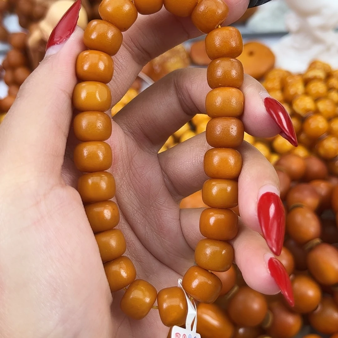 琥珀颈饰未镶嵌蜜蜡