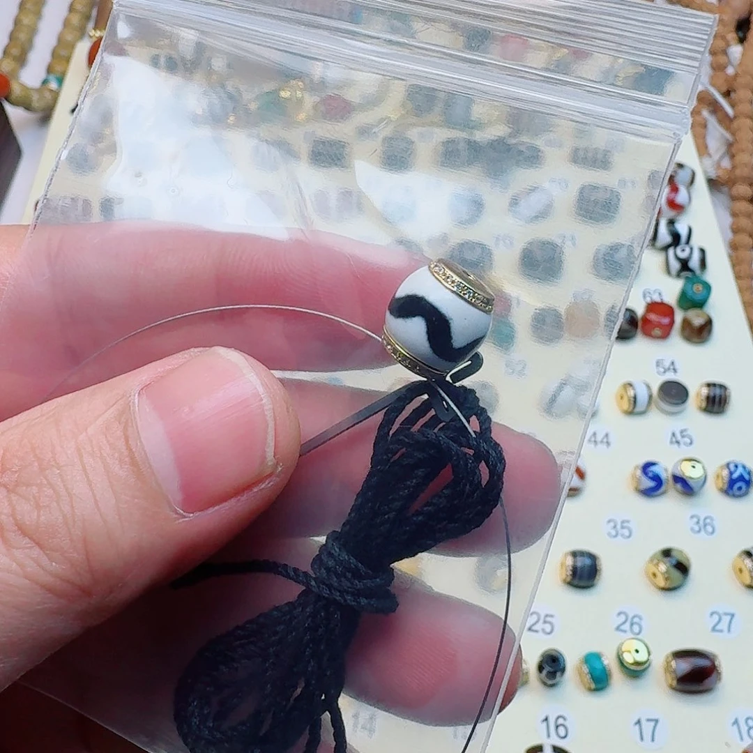 一***电玛瑙/玉髓未镶嵌单珠