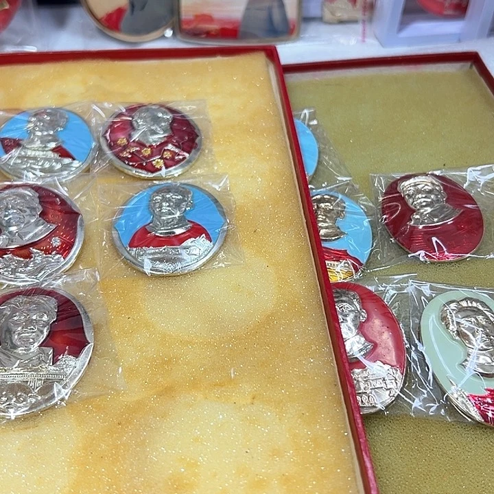 其他普通金属心***?纪念章 纪念章