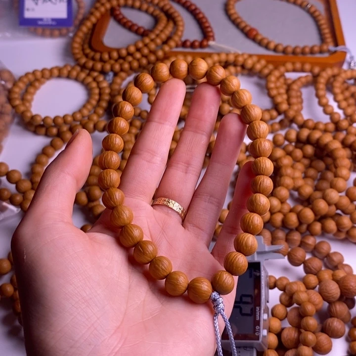 轻***风猴头核桃手串聚宝盆10手持