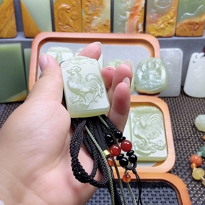 新疆昆仑山脉料鸡
