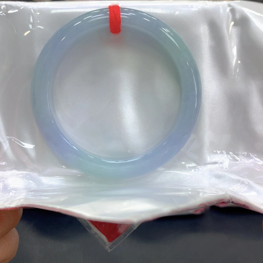 翡翠未镶嵌手镯翡翠23