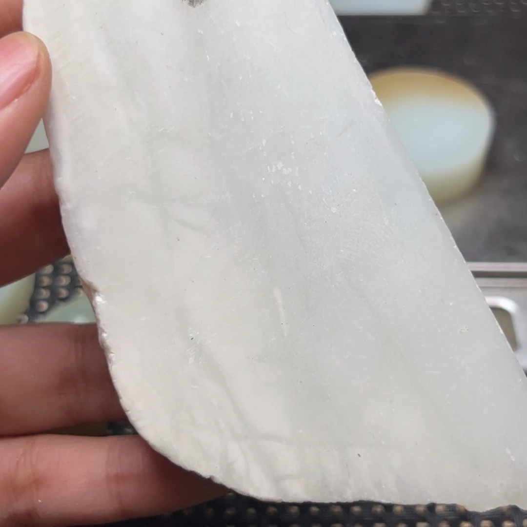 和田玉未镶嵌项链