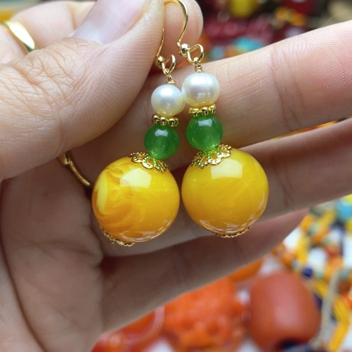 树脂制品50号黄色耳坠