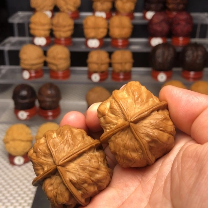 把件文玩核桃120祥龙骨