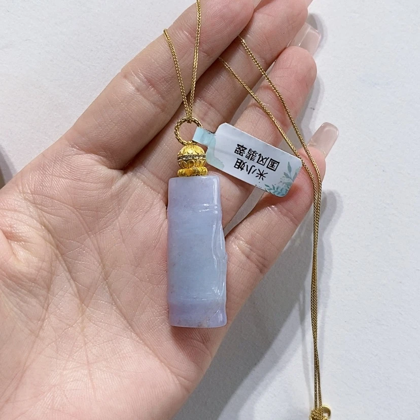 【闪购商品】翡翠未镶嵌颈饰