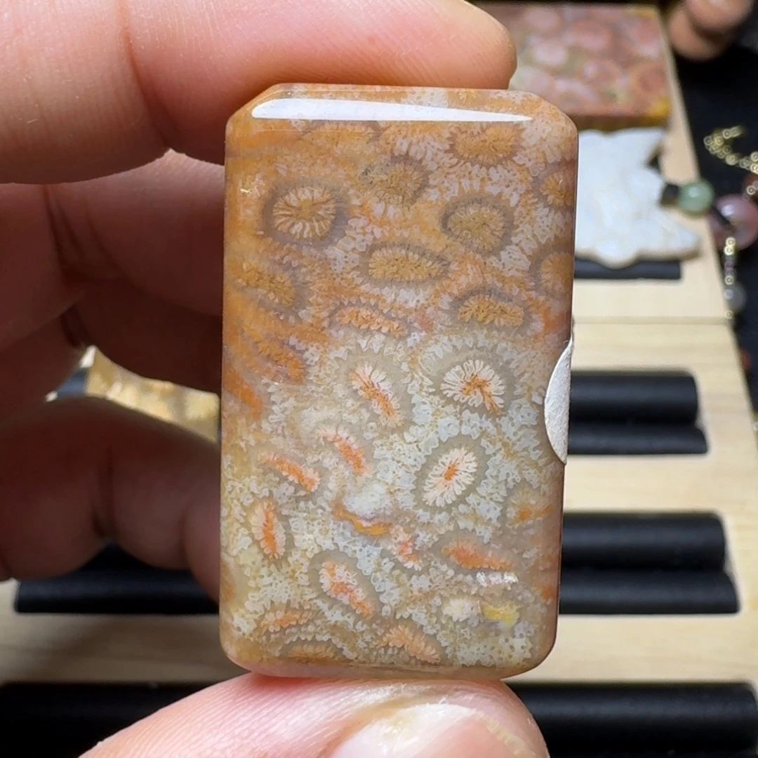 硅化玉未镶嵌纯天然色有机玉石保真色