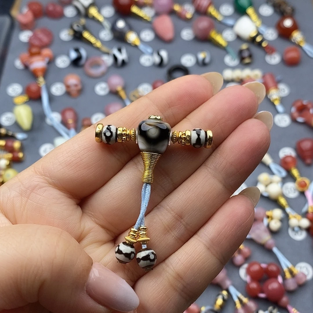 玛瑙/玉髓未镶嵌饰品