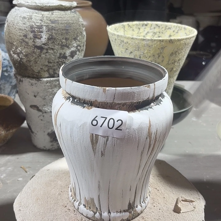 摆件高20，口11，有孔，6702