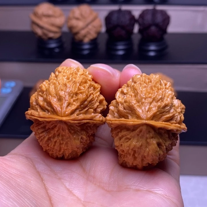 把件文玩核桃珊瑚石47
