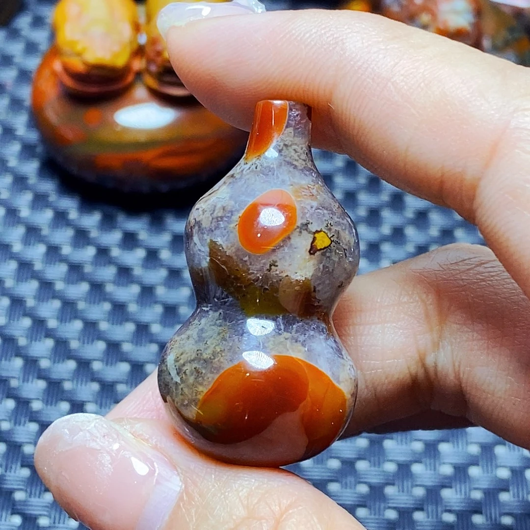 未镶嵌颈饰玛瑙/玉髓壹*哥