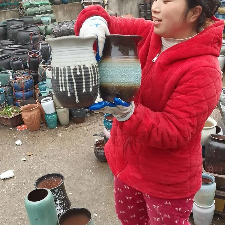 红陶口16高20瑕疵两个