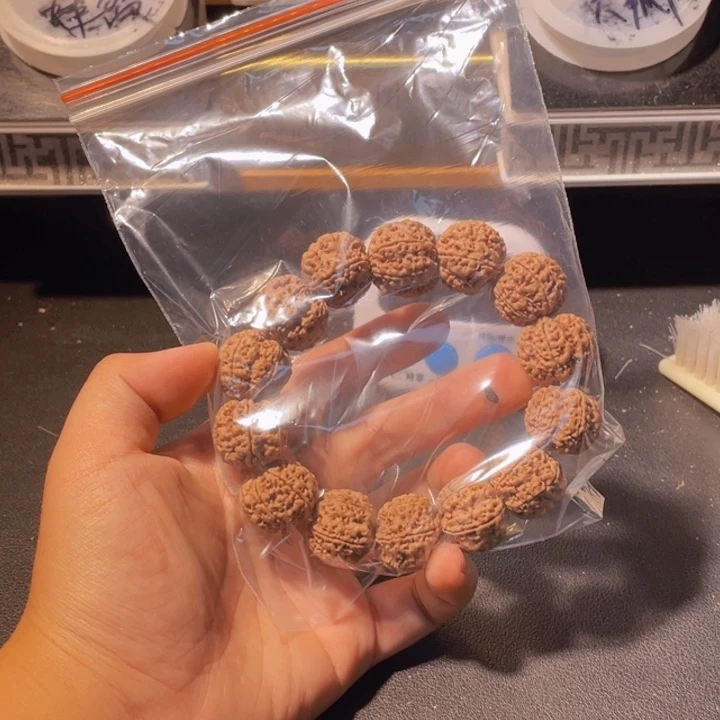 枫***强金刚菩提手串这个