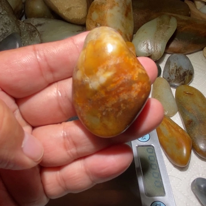 和田玉（子料）未镶嵌颈饰