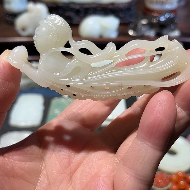 龙***和田玉未镶嵌挂件