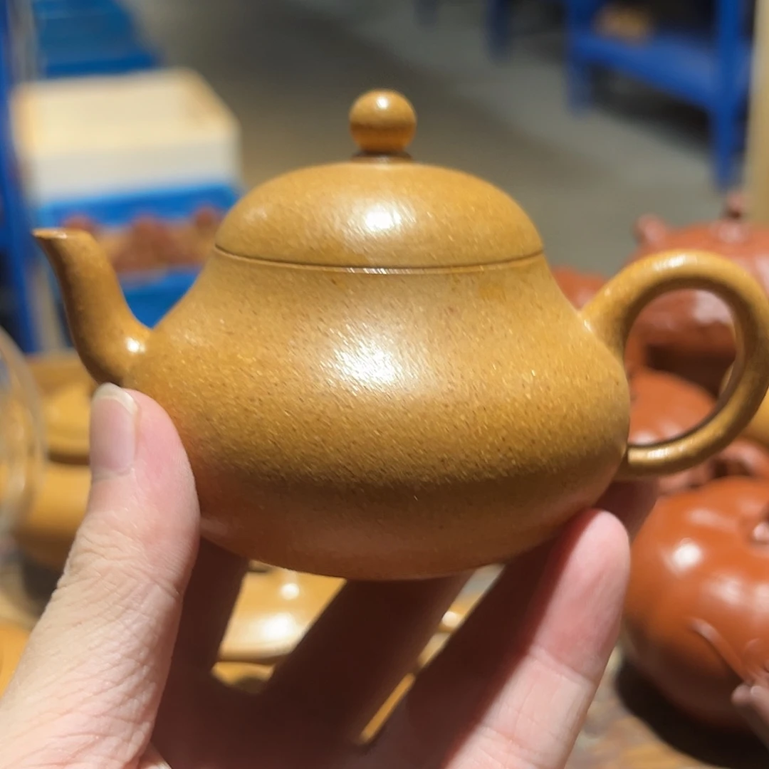 茶壶紫砂紫砂的味道很