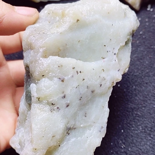 和田玉（糖玉）未镶嵌珠宝半成品