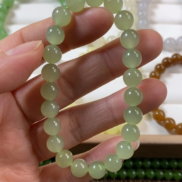 和田玉未镶嵌手串