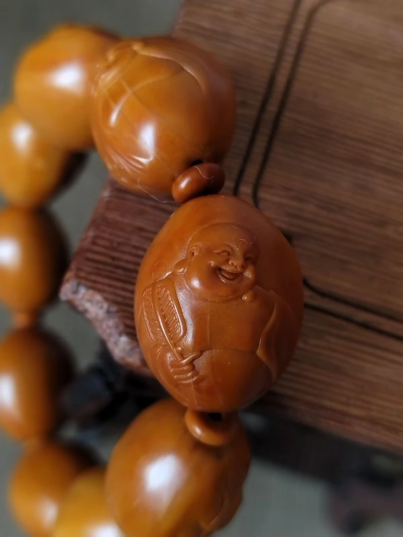 纯手工雕刻开心弥勒文玩收藏品17*12