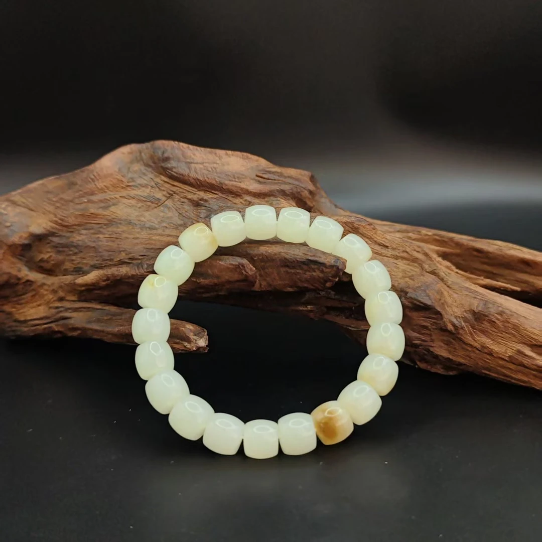 Q和田玉糖白桶珠手串（卡10）1249