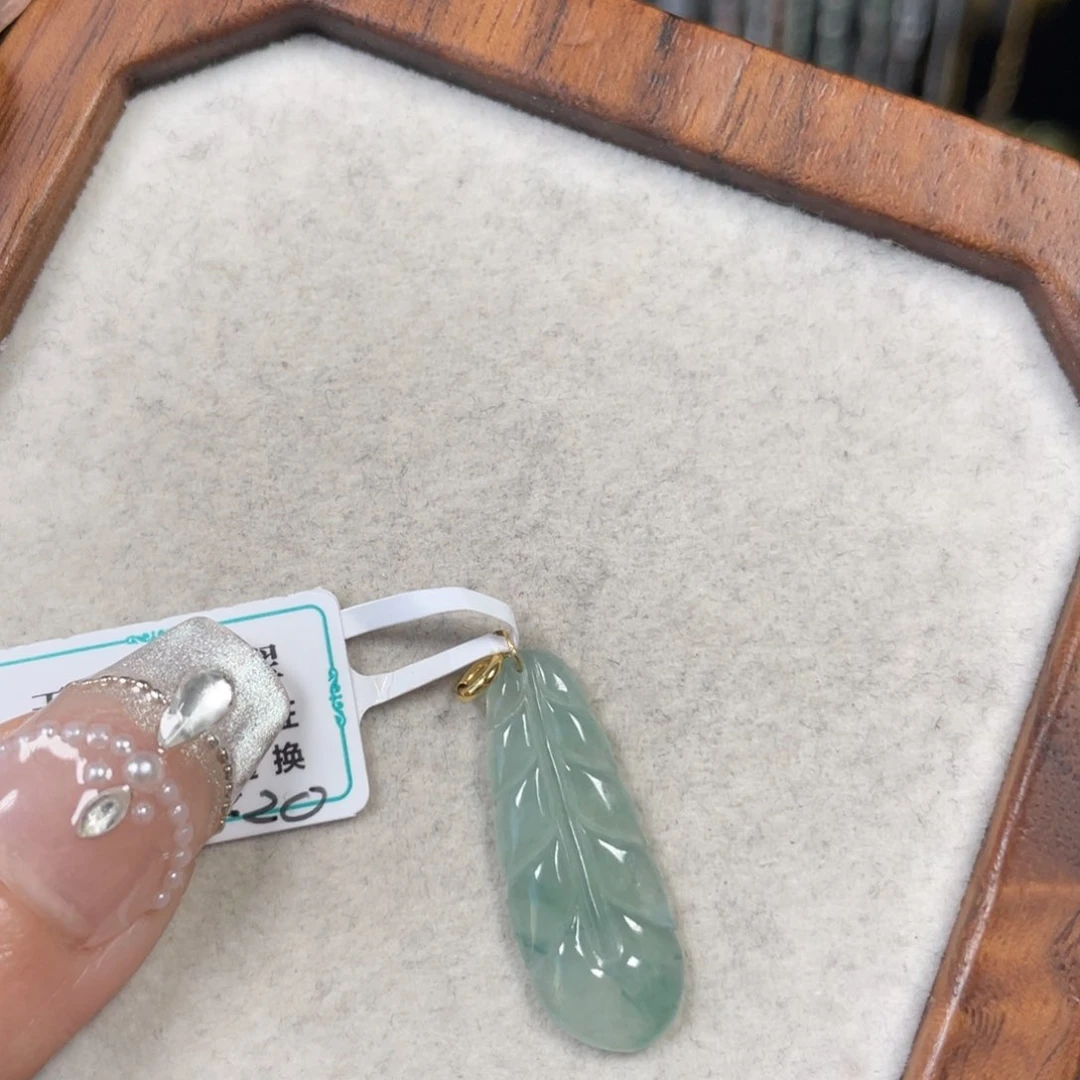 翡翠颈饰18K金镶嵌28888