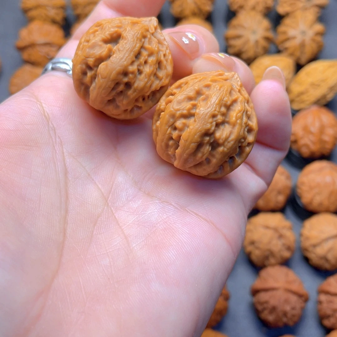 核桃文玩一啊件粗筋至尊宝