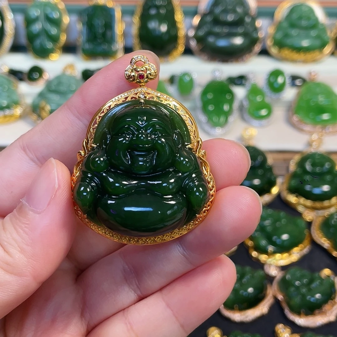 和田玉（碧玉）18K金镶嵌颈饰辣绿佛公35mm